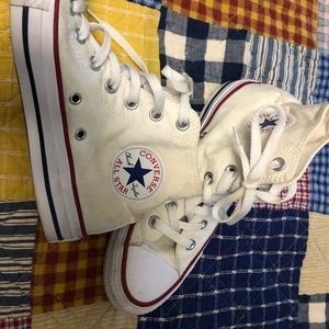 Converse off white size 6.5